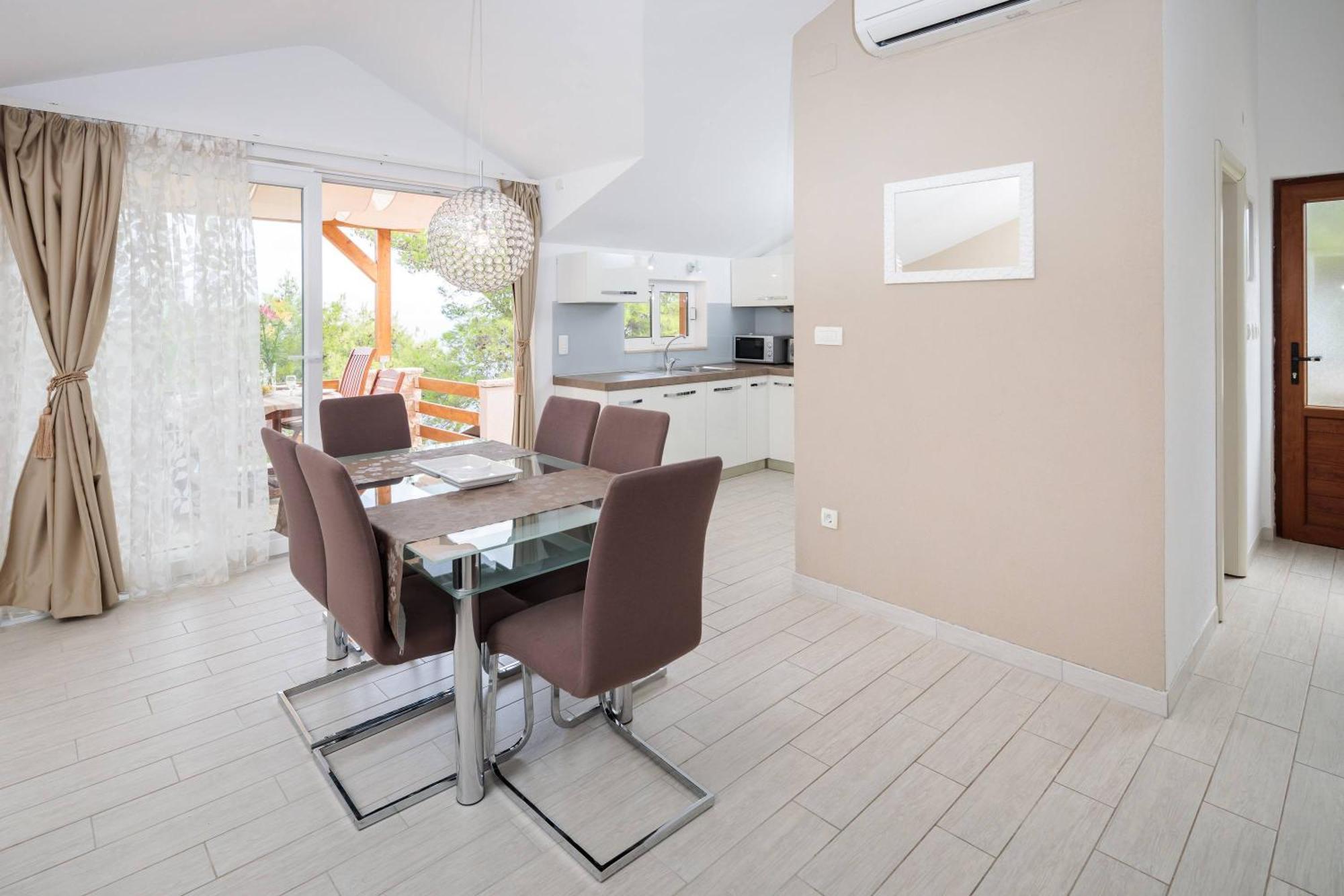 Pavao Apartments ヴルボスカ 部屋 写真