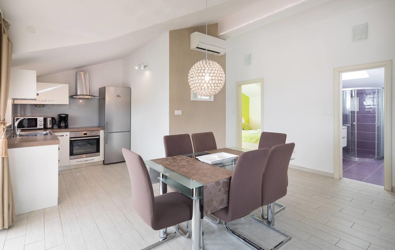 Pavao Apartments ヴルボスカ エクステリア 写真