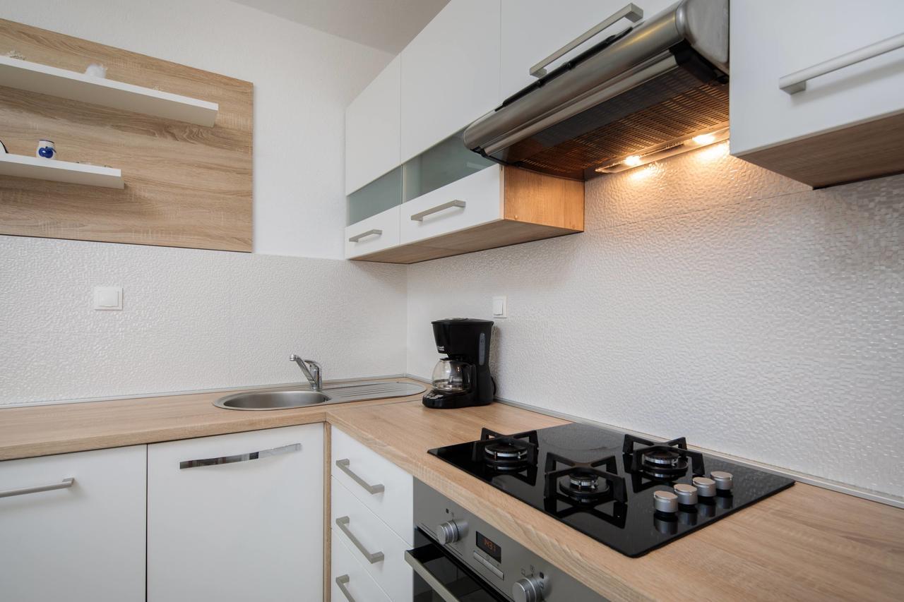 Pavao Apartments ヴルボスカ エクステリア 写真
