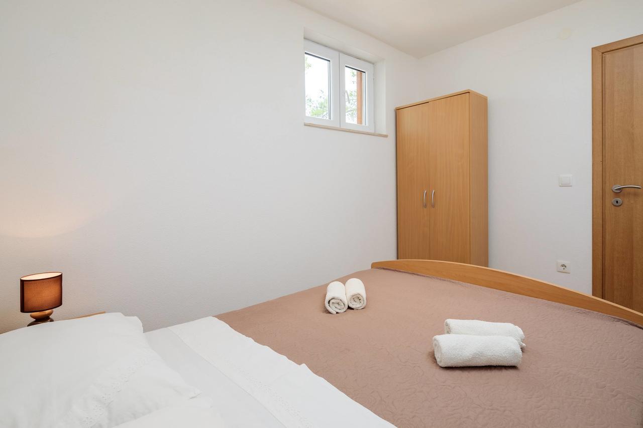 Pavao Apartments ヴルボスカ エクステリア 写真