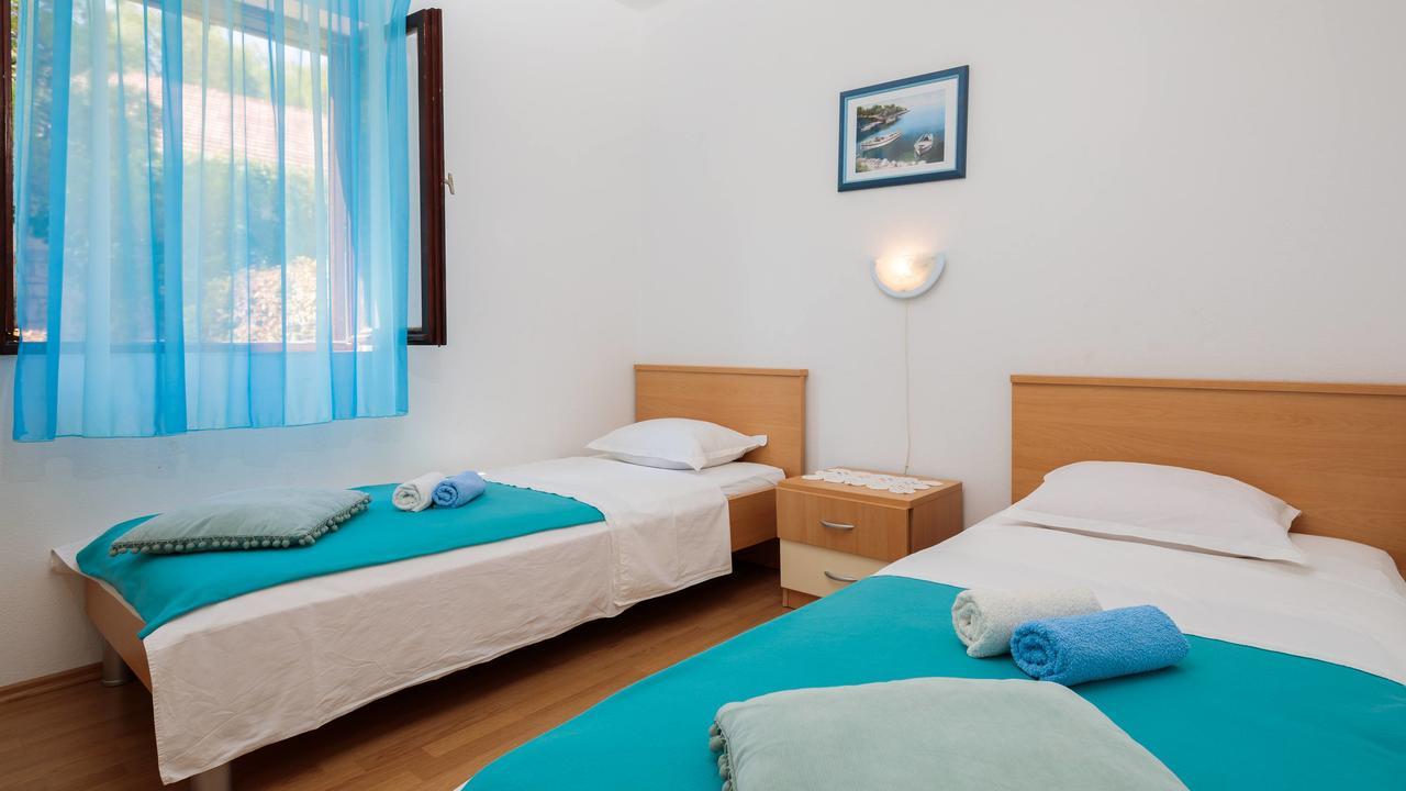 Pavao Apartments ヴルボスカ エクステリア 写真