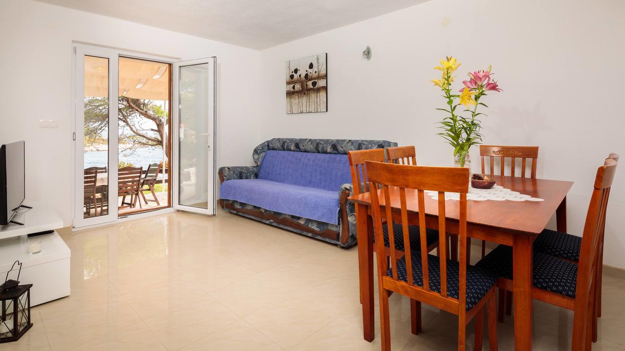 Pavao Apartments ヴルボスカ エクステリア 写真