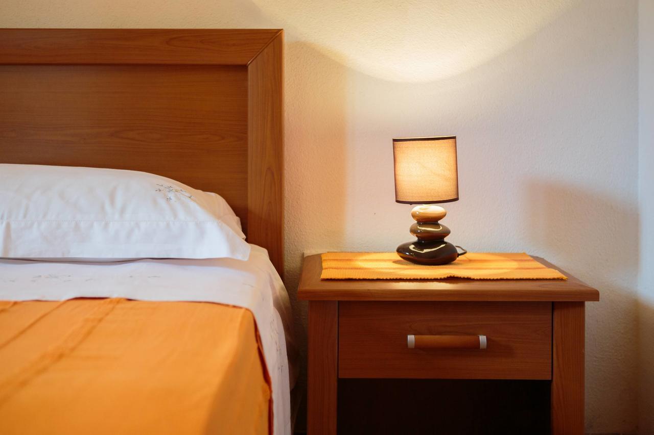 Pavao Apartments ヴルボスカ エクステリア 写真